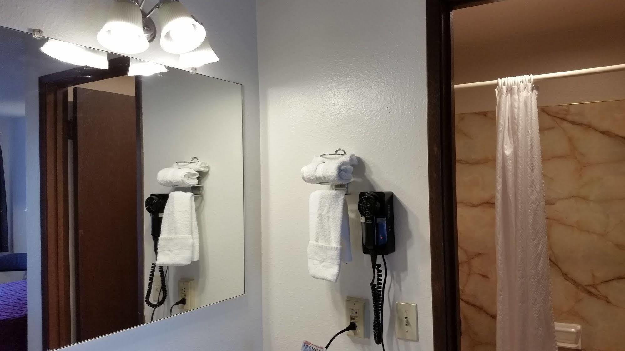 Motel פויאלופ מראה חיצוני תמונה